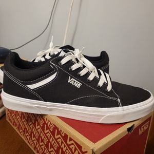 Mens Vans Seldan Black Shoes